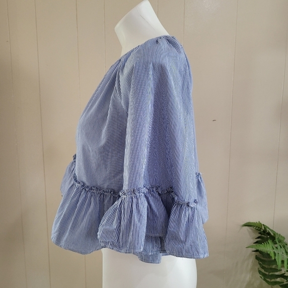 Soprano Blue Striped Top Bell Sleeve Blouse Sz L - Picture 2 of 11